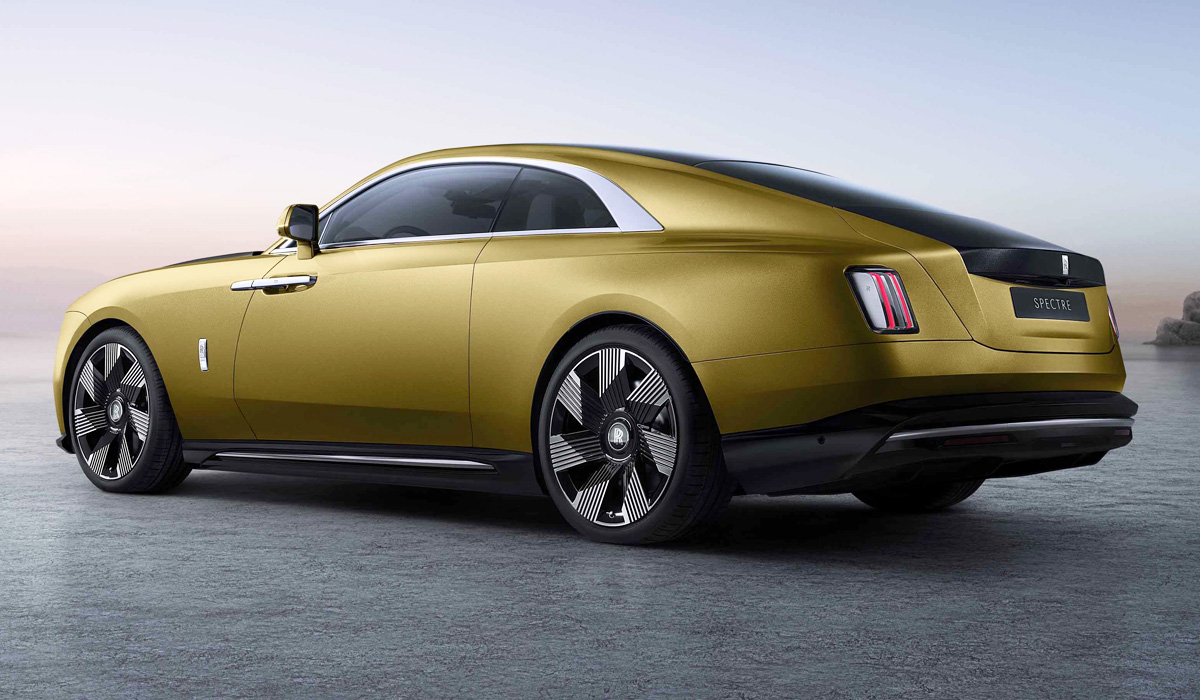 Фотография Rolls Royce Spectre (3 слайд)