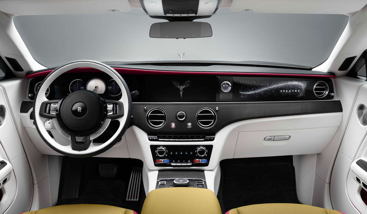 Фотография Rolls Royce Spectre (5 слайд)